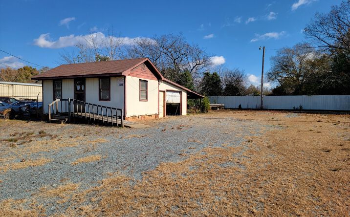 Pictures of Land, Mixed Use, Retail property located at 1518 Concord Ave, Monroe, NC 28110 for sales - image #1