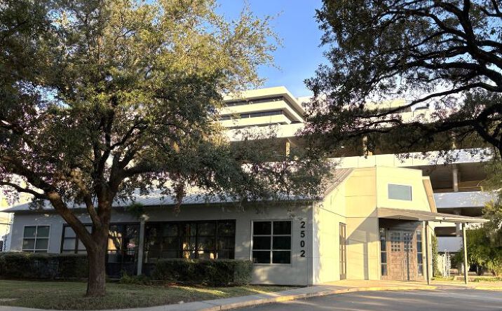 Pictures of Office property located at 2502 Algerian Way, Houston, TX 77098 for sales - image #1