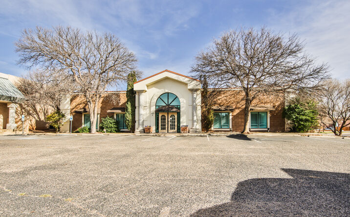 Pictures of Office property located at 7727 Quaker Ave, Lubbock, TX 79424 for sales - image #1
