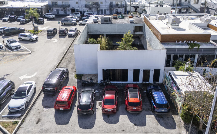 Pictures of Land, Mixed Use property located at 5828 SW 71st St, South Miami, FL 33143 for sales - image #1