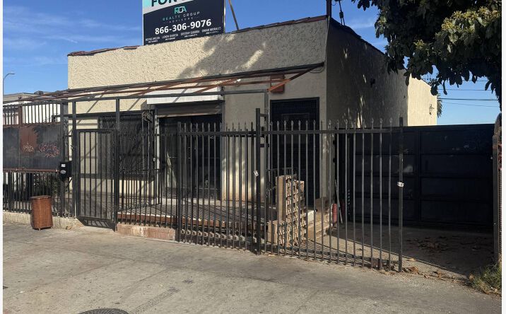 Pictures of Mixed Use, Retail property located at 9304 S Broadway, Los Angeles, CA 90003 for sales - image #1