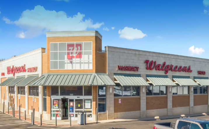 Pictures of Retail property located at 115 W 3rd St, Elk City, OK 73644 for sales - image #1
