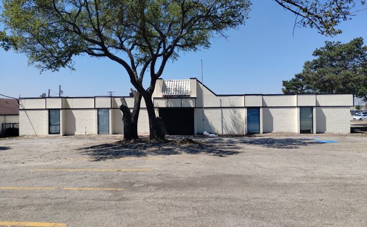 Pictures of Mixed Use, Office, Retail, Special Purpose property located at 619 Mercury Ave, Duncanville, TX 75137 for sales - image #1