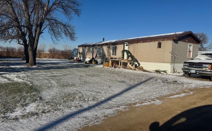 Pictures of Mobile Home Park property located at 1502 N Broadway, Groton, SD 57445 for sales - image #1