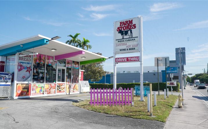 Pictures of Retail property located at 4741 SW 8th St, Miami, FL 33134 for sales - image #1