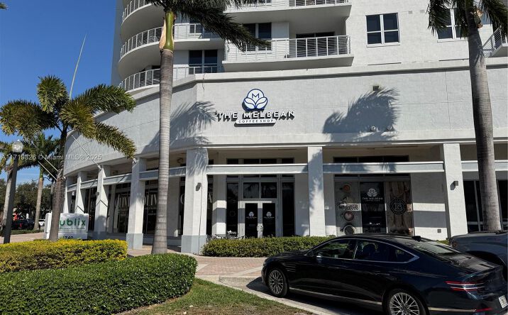 Pictures of Retail property located at 1739 TYLER, Hollywood, FL 33020 for sales - image #1