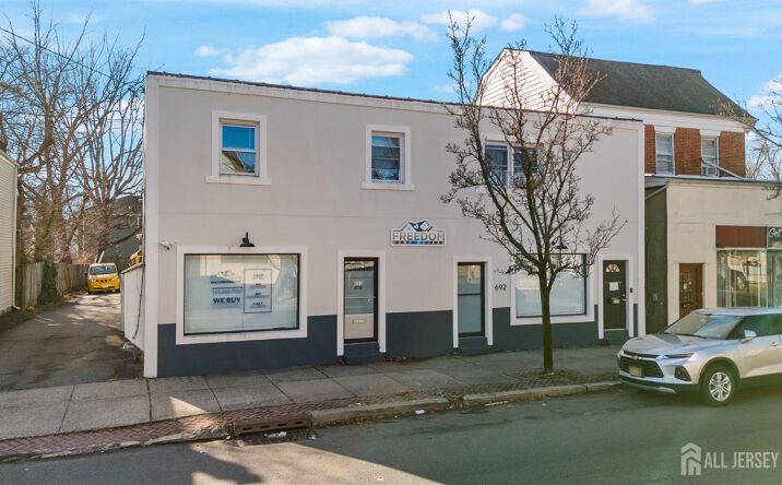 Pictures of Land, Office property located at 692 W Grand Avenue W, Rahway, NJ 07065 for sales - image #1