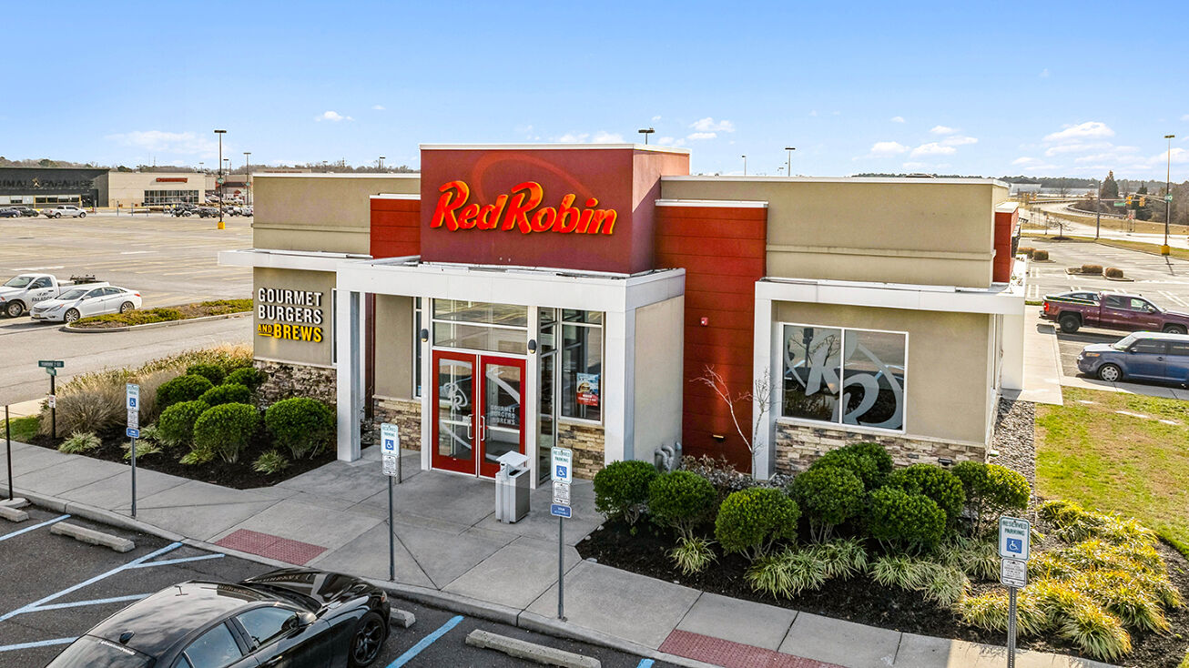 Pictures of Retail property located at 3849 S Delsea Dr, Vineland, NJ 08360 for sales - image #1
