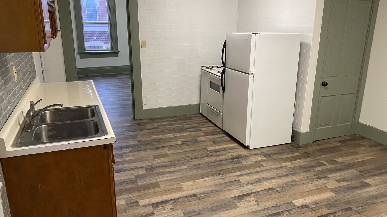 Pictures of Mixed Use property located at 937 Monmouth St, Newport, KY 41071 for sales - image #1
