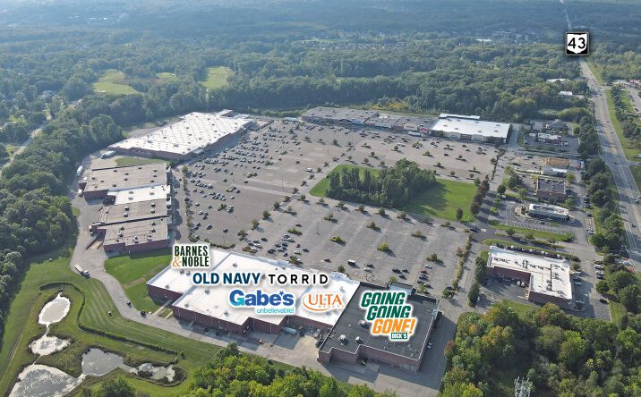 Pictures of Retail property located at 7555 - 7705 Marketplace Drive, Aurora, OH 44202 for sales - image #1