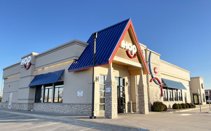 Pictures of Retail property located at 1906 N Rock Rd, Derby, KS 67037 for sales - image #1