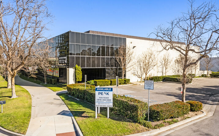 Pictures of Industrial property located at 850 Flynn Rd, Camarillo, CA 93012 for sales - image #1