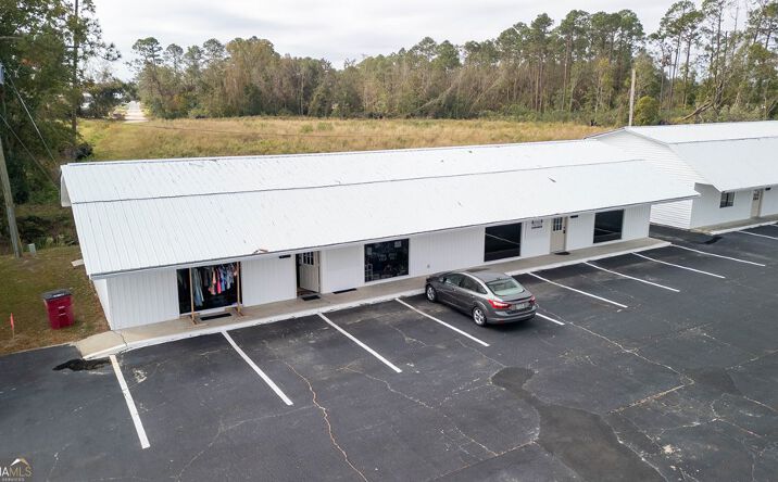 Pictures of Retail, Office property located at 680 S Main, Baxley, GA 31513 for sales - image #1