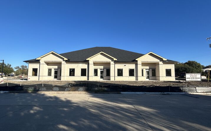 Pictures of Office property located at 1870 Harroun Ave, McKinney, TX 75069 for sales - image #1