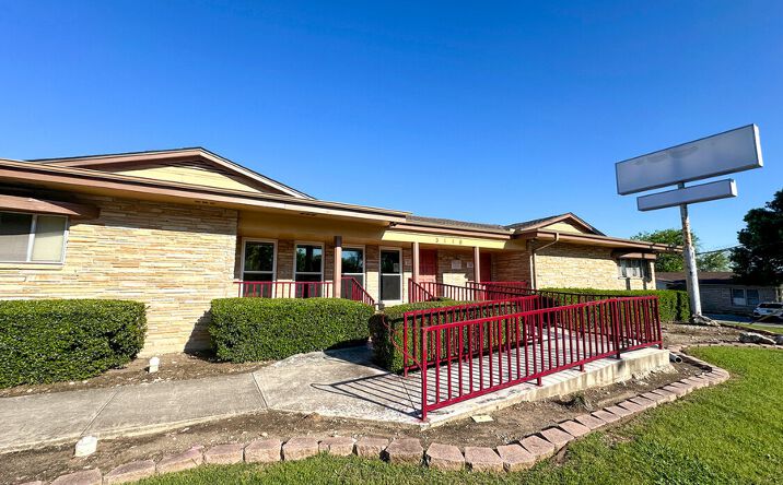 Pictures of Office property located at 3118 Clark Ave, San Antonio, TX 78210 for sales - image #1