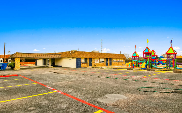 Pictures of Retail, Special Purpose property located at 3912 Alma Drive, Plano, TX 75023 for sales - image #1