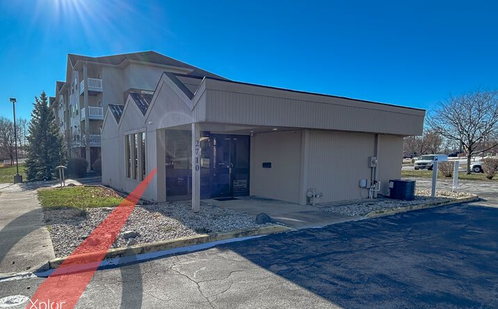 Pictures of Office, Retail property located at 2710 E State Blvd, Fort Wayne, IN 46805 for sales - image #1