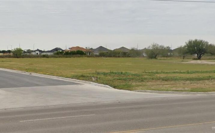 Pictures of Land property located at 1205 E Nolana Loop, Pharr, TX 78577 for sales - image #1