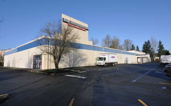 Pictures of Industrial, Retail property located at 133 128th St SW, Everett, WA 98204 for sales - image #1