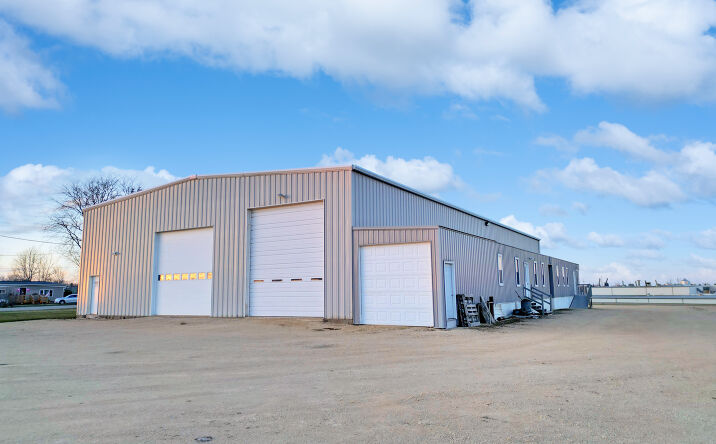 Pictures of Mixed Use property located at 535 S Simmons St, Stockton, IL 61085 for sales - image #1