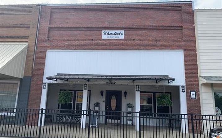 Pictures of Business for Sale property located at 206 Main St, Naples, TX 75568 for sales - image #1