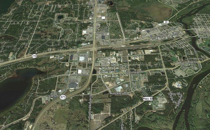 Pictures of Retail property located at 603 - 625 Oak St, Brainerd, MN 56401 for sales - image #1