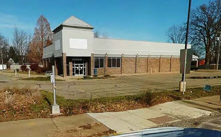 Pictures of Retail property located at 540 E Midlothian Blvd, Youngstown, OH 44502 for sales - image #1