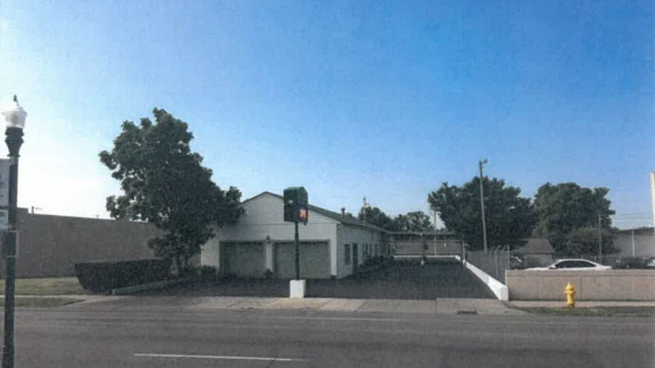 Pictures of Retail, Special Purpose property located at 519 W Market St, Lima, OH 45801 for sales - image #1
