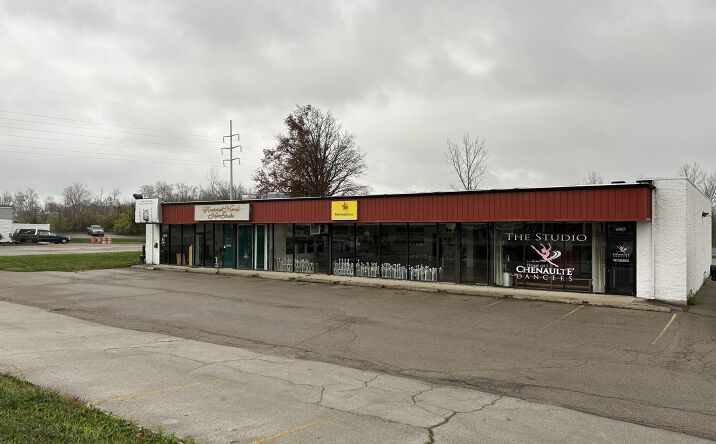 Pictures of Mixed Use, Retail property located at 2528 Shiloh Springs Rd, Dayton, OH 45426 for sales - image #1