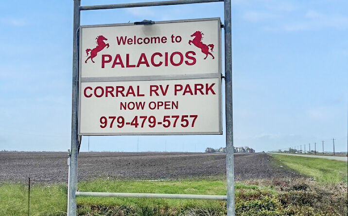Pictures of Land, Mixed Use, Retail, Self Storage, Special Purpose property located at 22014 State Highway 35 S, Palacios, TX 77465 for sales - image #1