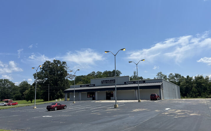 Pictures of Industrial, Mixed Use, Office, Retail property located at 3600 Main St, Jasper, TN 37347 for sales - image #1