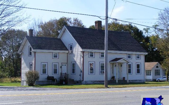 Pictures of Multifamily property located at 1527 Fall River Ave, Seekonk, MA 02771 for sales - image #1