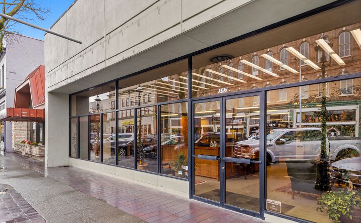 Pictures of Office property located at 387 Court St NE, Salem, OR 97301 for sales - image #1