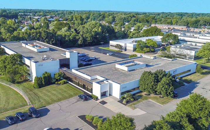 Pictures of Office property located at 31600-31700 W 13 Mile Rd, Farmington Hills, MI 48334 for sales - image #1