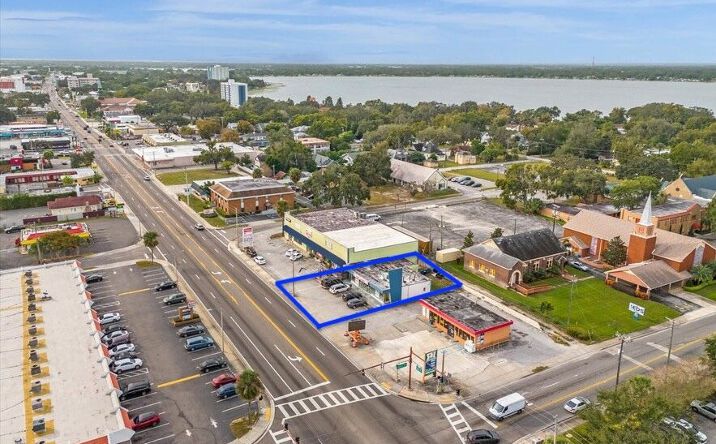 Pictures of Retail property located at 1105 6th St NW, Winter Haven, FL 33881 for sales - image #1