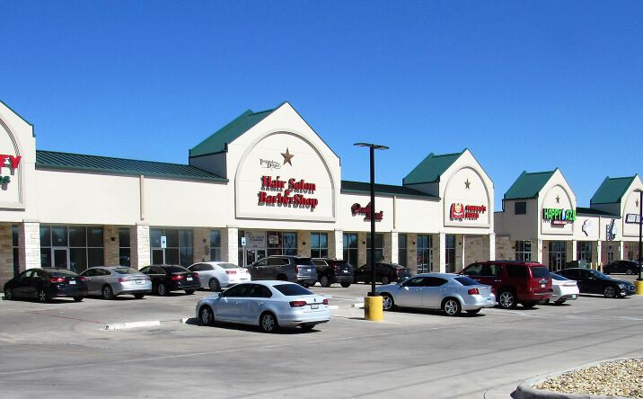 Pictures of Retail property located at 4001 E Stan Schlueter Loop, Killeen, TX 76542 for sales - image #1