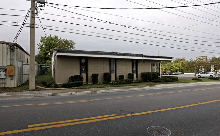 Pictures of Industrial property located at 1700 S Division Ave, Orlando, FL 32805 for sales - image #1