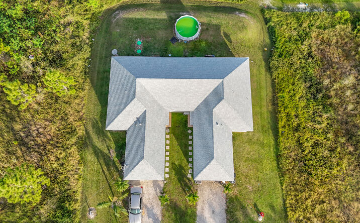Pictures of Multifamily property located at 777 Bedford Dr, Lehigh Acres, FL 33974 for sales - image #1