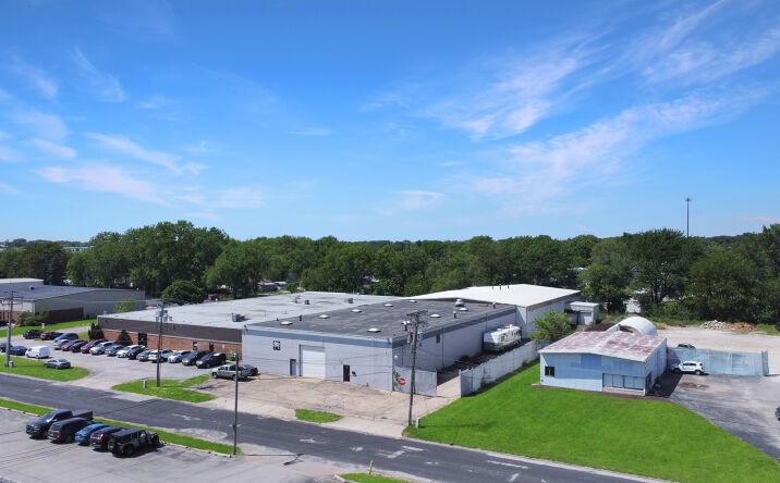 Pictures of Industrial property located at 911 W Detweiller Dr, Peoria, IL 61615 for sales - image #1