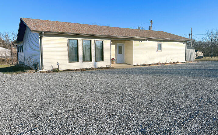 Pictures of Mixed Use, Office, Retail, Special Purpose property located at 418 S 14th St, Wymore, NE 68466 for sales - image #1