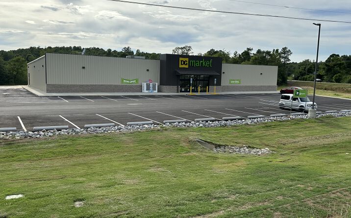 Pictures of Retail property located at 6354 Winchester Rd, New Market, AL 35761 for sales - image #1