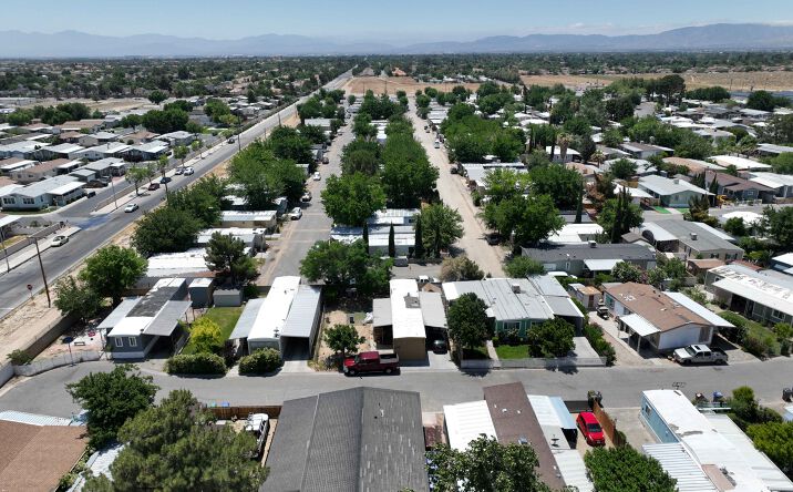 Pictures of Mobile Home Park, Multifamily property located at 1449 E Avenue I, Lancaster, CA 93535 for sales - image #1