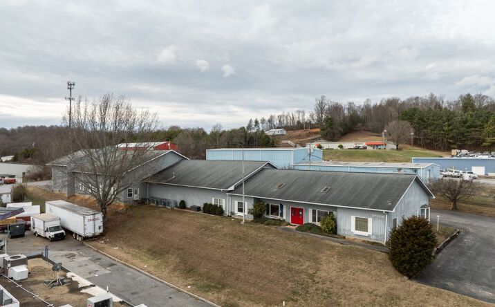 Pictures of Industrial property located at 4521 Bristol Hwy, Piney Flats, TN 37686 for sales - image #1