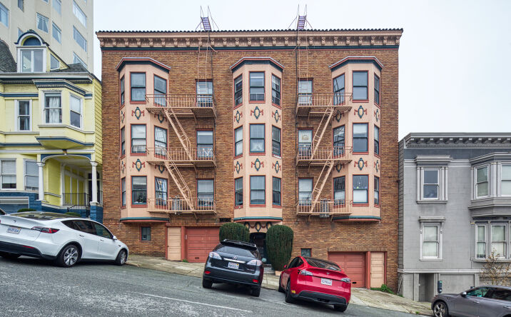 Pictures of Multifamily property located at 2843 Webster St, San Francisco, CA 94123 for sales - image #1