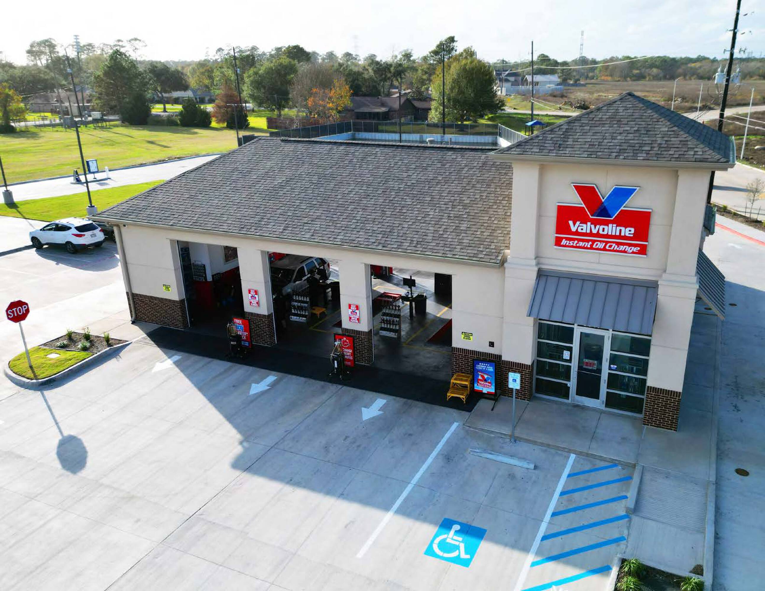 Valvoline - Baytown, TX Single Tenant Absolute NNN