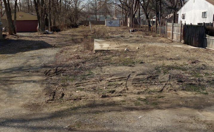 Pictures of Land property located at 2699 Woodland Avenue, Columbus, OH 43211 for sales - image #1