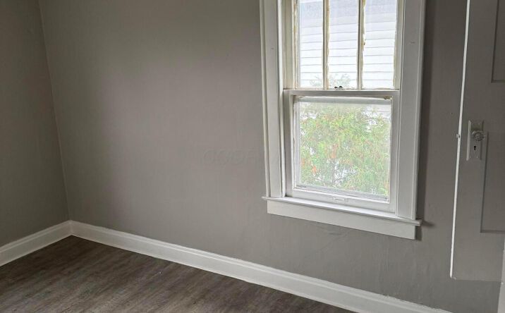 Pictures of Multifamily property located at 471 S terrace Avenue, Columbus, OH 43204 for sales - image #1
