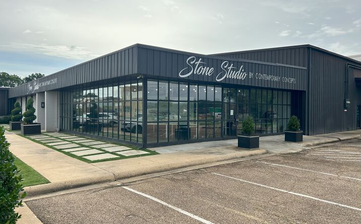 Pictures of Industrial, Office, Retail property located at 700 E Broad St, Texarkana, AR 71854 for sales - image #1