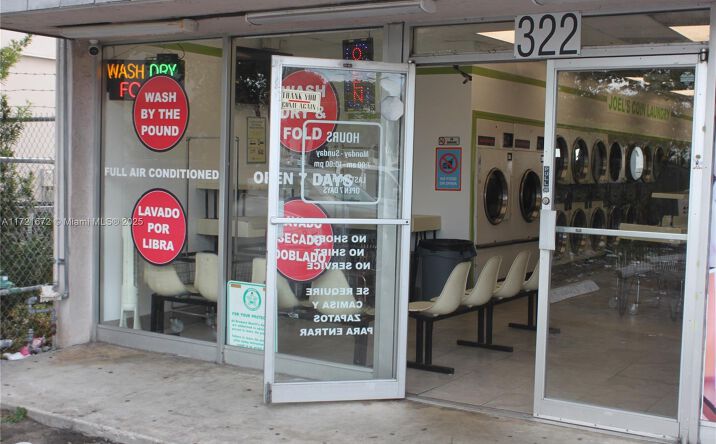 Pictures of Retail property located at NE Not disclosed, Oakland Park, FL 33334 for sales - image #1