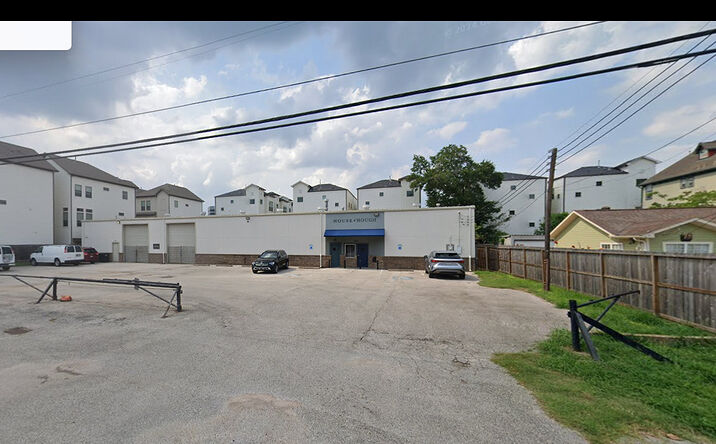 Pictures of Industrial, Mixed Use property located at 1025 W 25th St, Houston, TX 77008 for sales - image #1